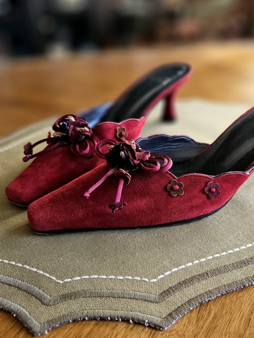 Stuart Weitzman burgundy Fall Autumn suede kitten heel mule floral embellishment